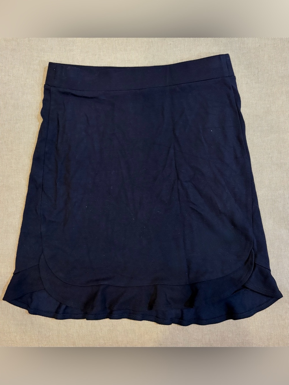 Loft above knee-length ruffle skirt